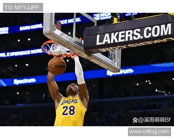 湖人2015年对决魔术的精彩瞬间与赛季回顾分析